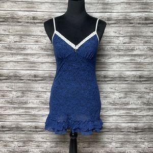 Victoria’s Secret Navy Blue Stretch Lace Chemise-L